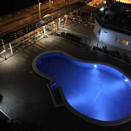 Grand De Standing Avec Vue Sur A Medano, Tenerife Sud * La Tejita