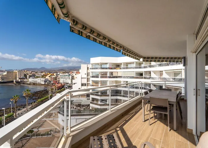 Grand De Standing Avec Vue Sur A Medano, Tenerife Sud *